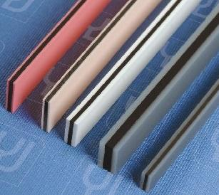 The Precision Link: Dechiffrering av teknologien til ledende gummikoblinger i LCM-skjermmoduler